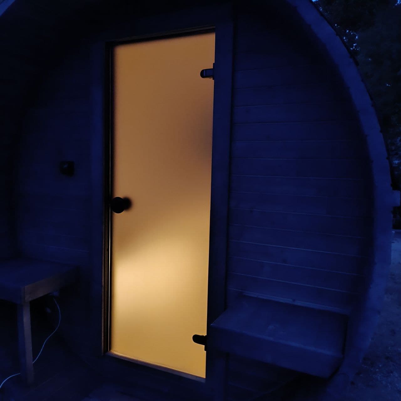 Zewnętrzna sauna beczka 240 cm - Z piecem na Drewno miniatura 6